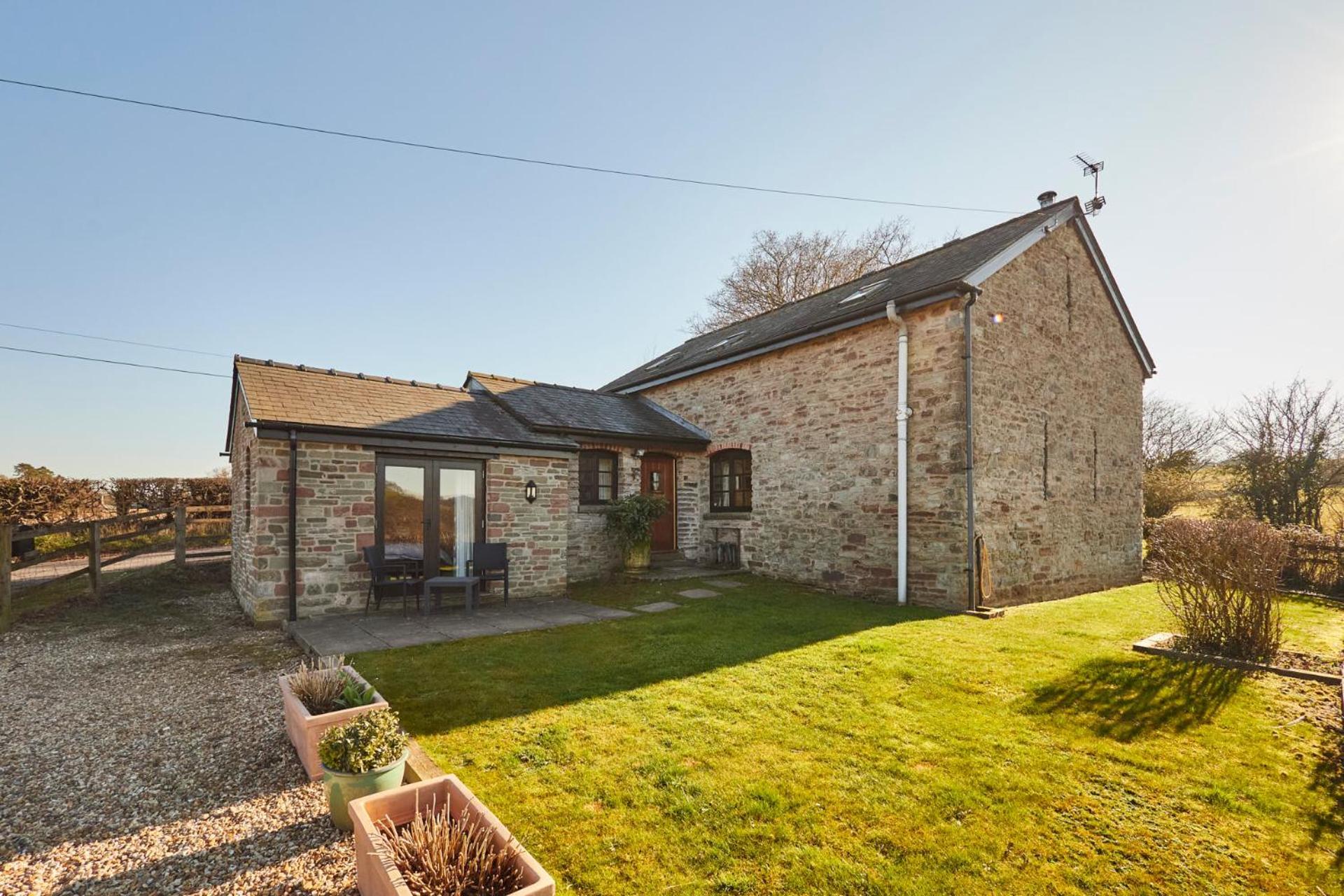 Host & Stay - Tregaer Mill Barn Dingestow ภายนอก รูปภาพ