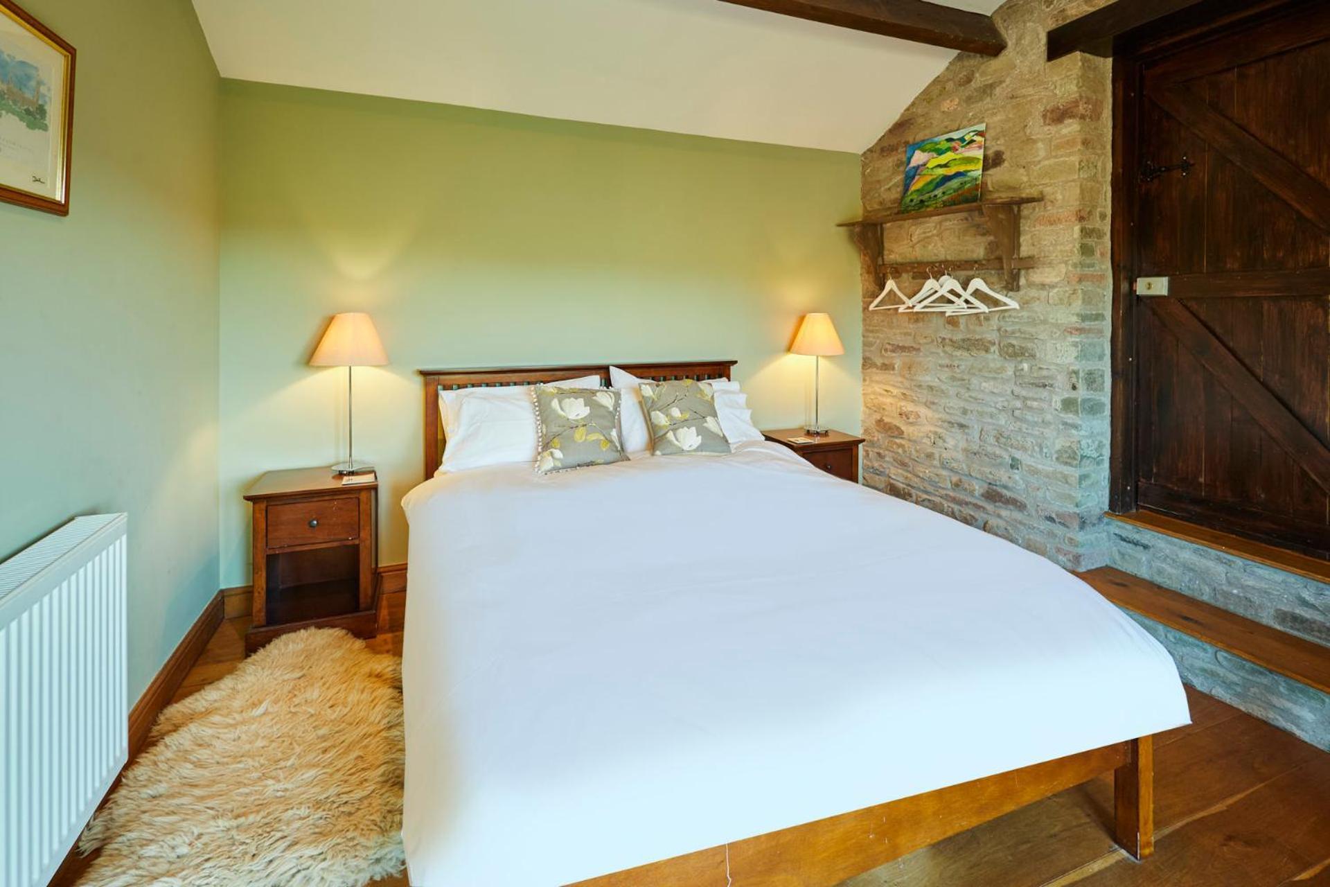 Host & Stay - Tregaer Mill Barn Dingestow ภายนอก รูปภาพ