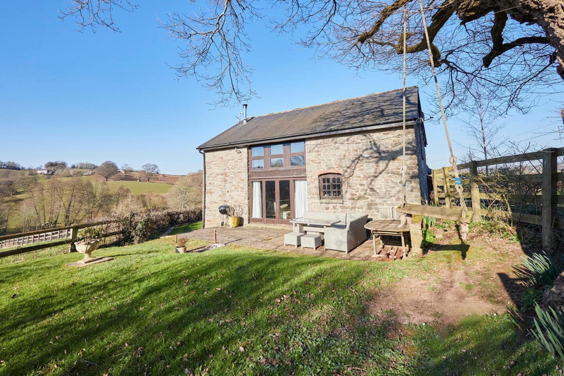 Host & Stay - Tregaer Mill Barn Dingestow ภายนอก รูปภาพ