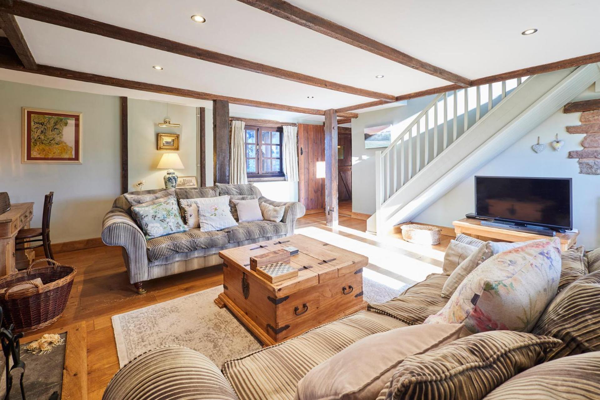Host & Stay - Tregaer Mill Barn Dingestow ภายนอก รูปภาพ